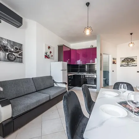 Coastal Comfort By Premium Selection *